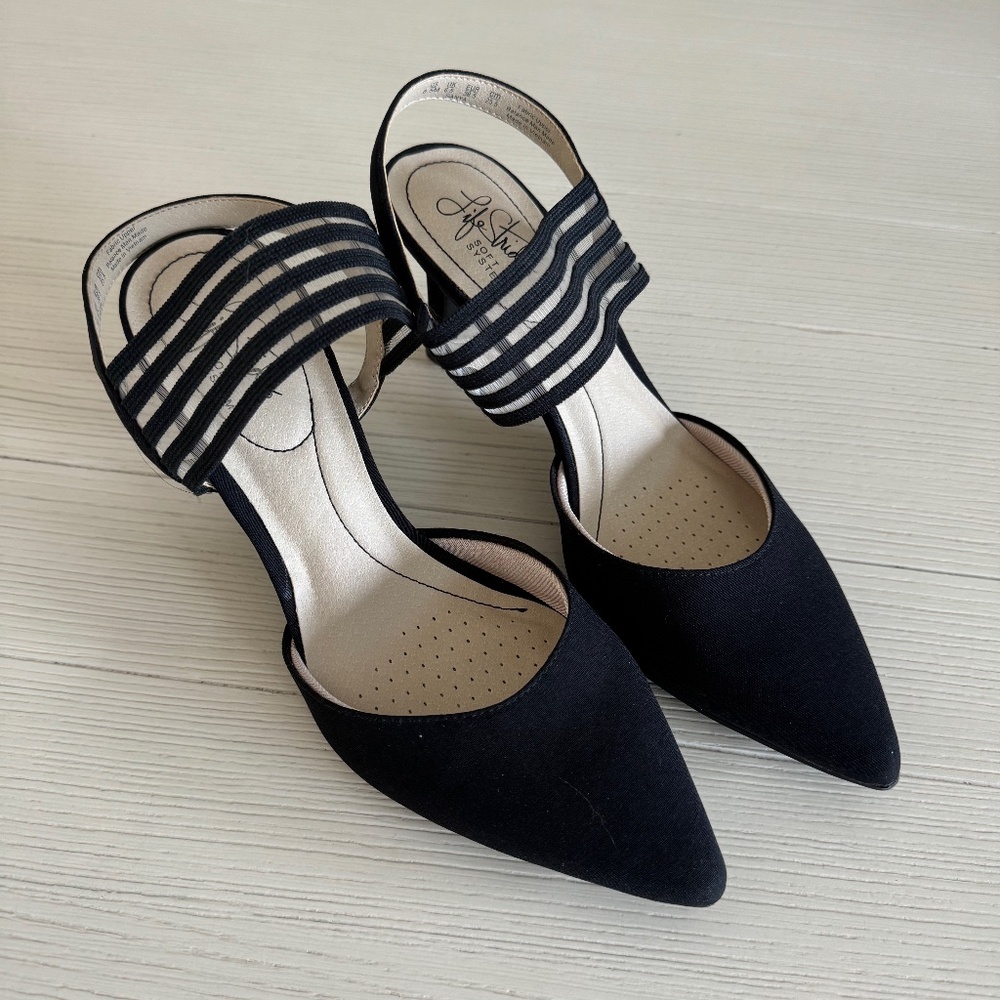 Life Stride Sanya Black Slingback Pumps Contempory Modern Minimal NEW  Size 8.5
